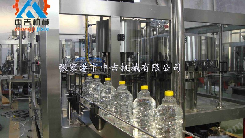 中央厨房通风管道加盟代理：费用之外，还需关注哪些关键因素**
